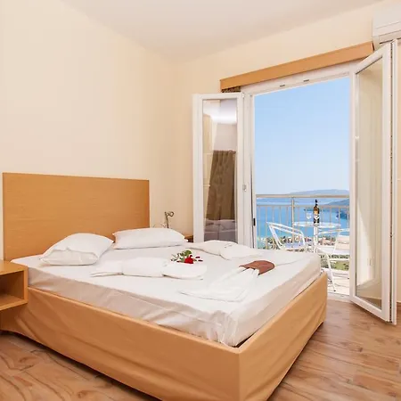 Odysseas Villa *